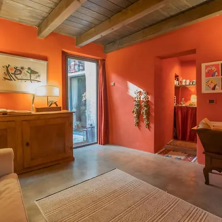 La Corte Degli Artisti By Rent All Como Апартаменты